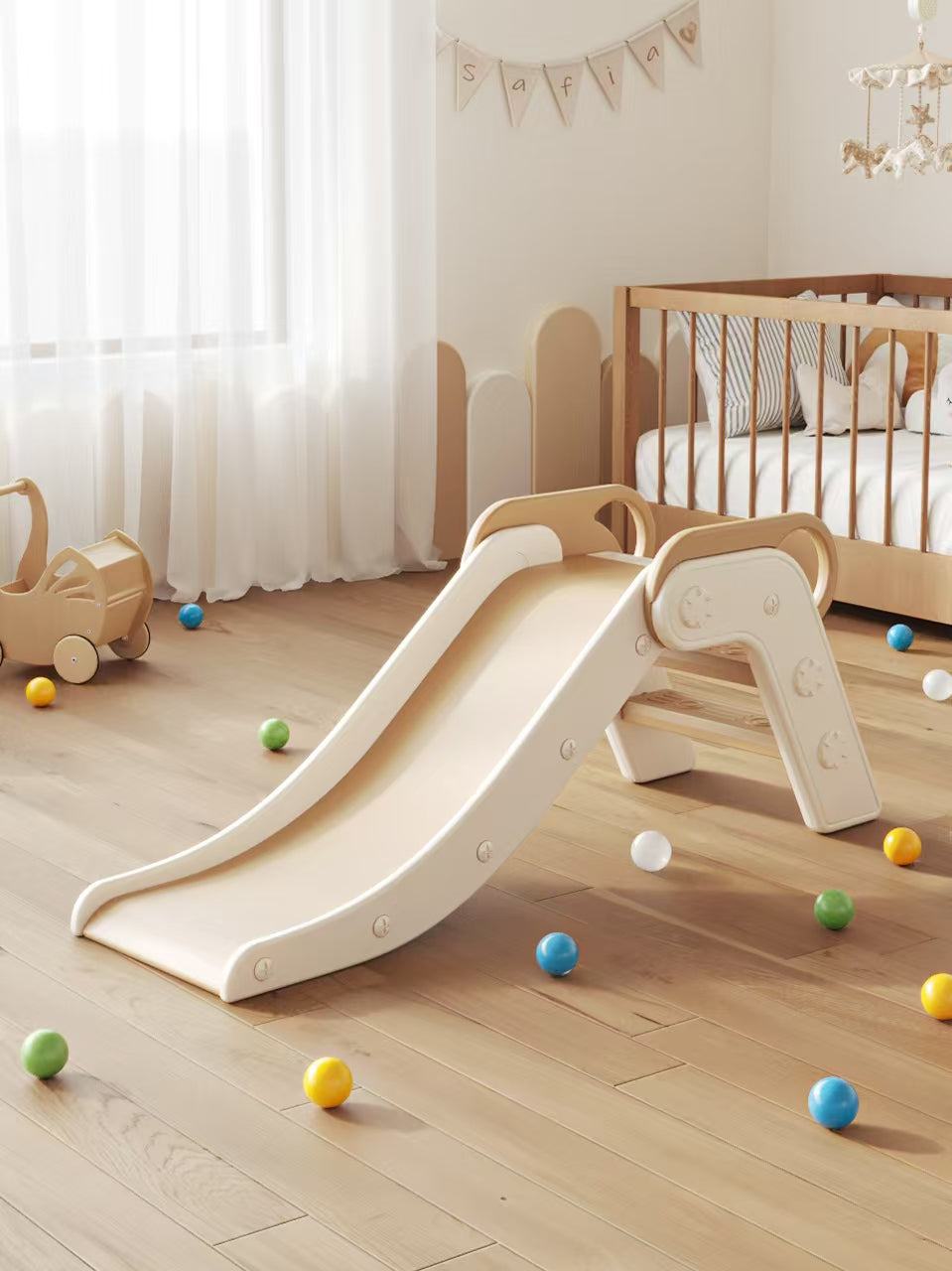 Beige crème inklapbare glijbaan peuter voor binnen en buiten, compact en veilig
