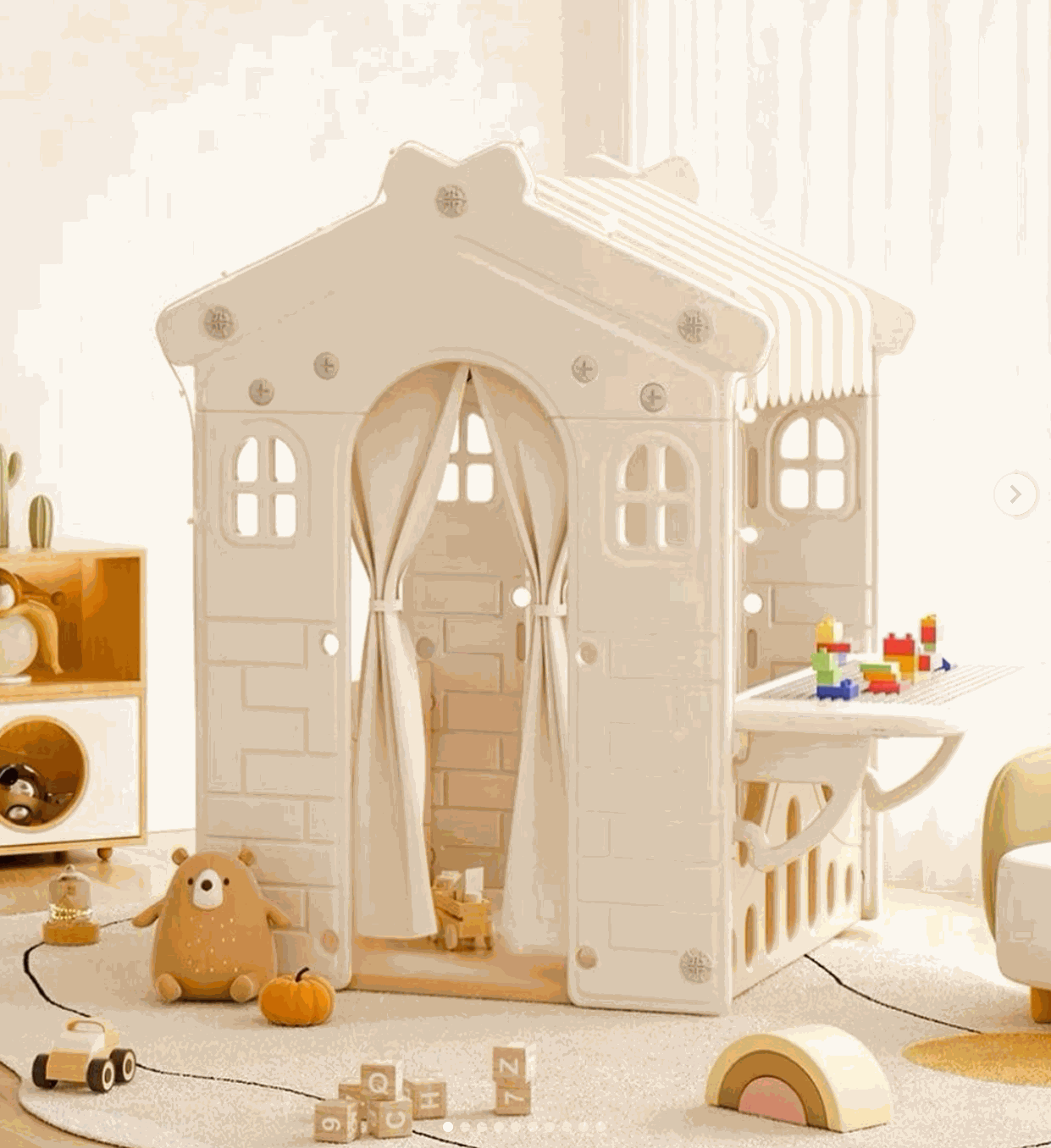 Speelhuis XL Crème/Beige kunststof speelhuis voor peuters en kleuters binnen en buiten met deur, gordijnen en werkblad