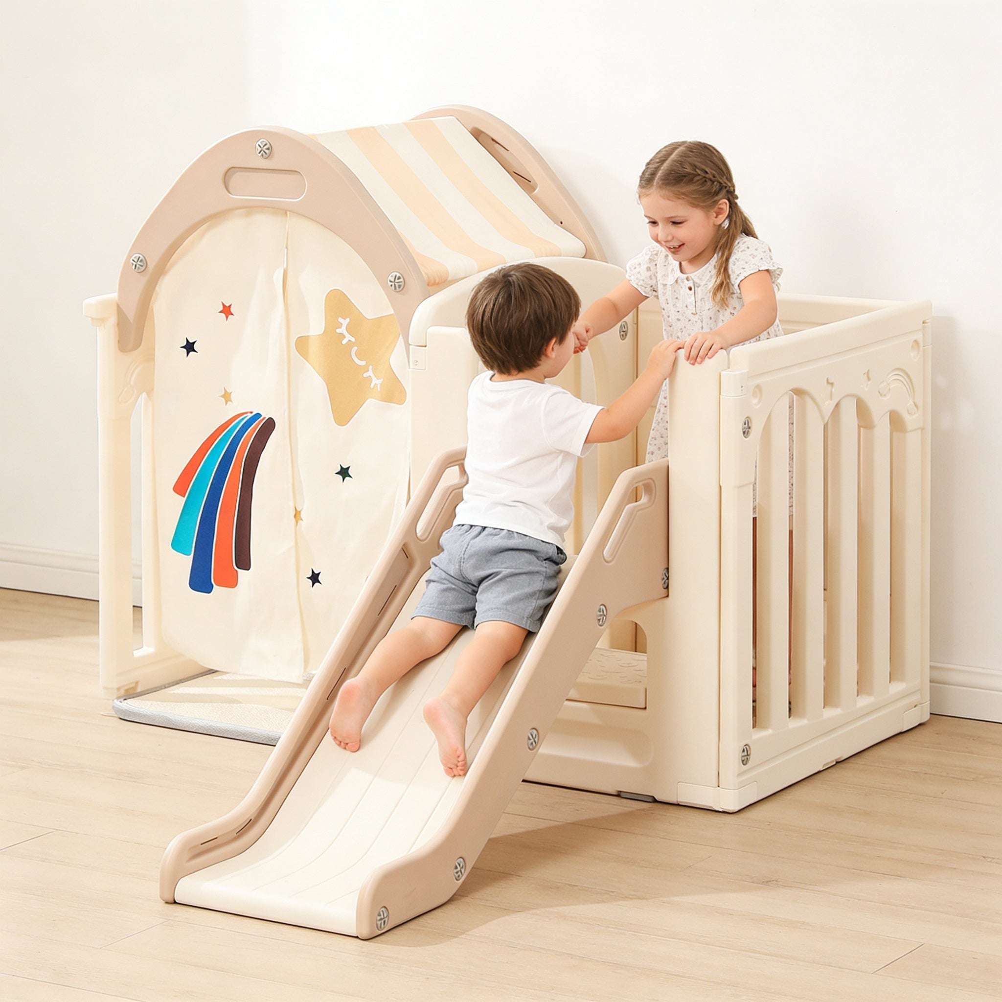 Beige speelhuisje voor kinderen met glijbaan en speelmat voor binnen en buiten gebruik